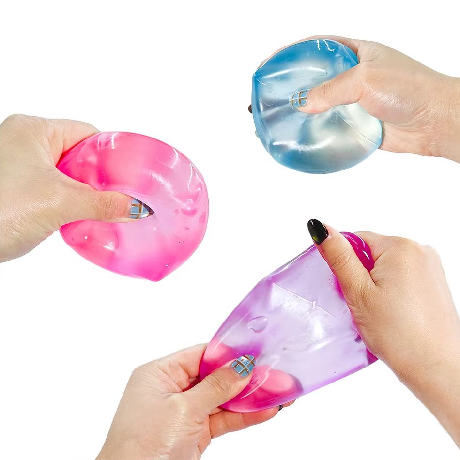 Schylling Needoh Nice Cube: Cu - Fire Starter Cube recensione e prezzo